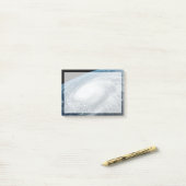 Der Taifun Hinnamnor. Post-it Klebezettel (Auf Schreibtisch)