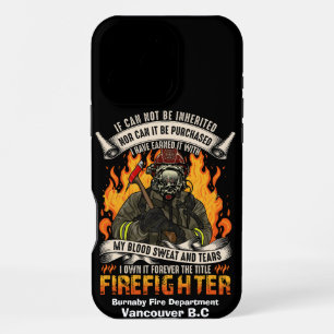 Der tapfere Feuerwehrmann, der nachts von Flammen iPhone 16 Pro Max Hülle