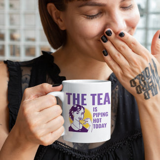 Der Tee ist heute heiß, die Frau zurück Kaffeetasse