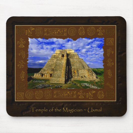 Der Tempel des Magician Maya-Geschenks Mousepad (Vorne)