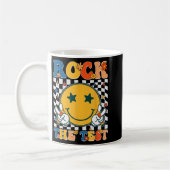 Der Testtag Retro Groovy Lehrer Student Kaffeetasse (Links)