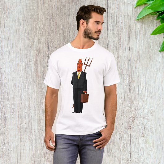 Der Teufel im Anzug T-Shirt