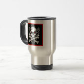 Der Totenkopf mit gekreuzter Knochen des Todes Reisebecher (Vorderseite Links)