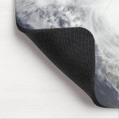 Der tropische Cyclone Fami liegt über Madagaskar Mousepad (Ecke)