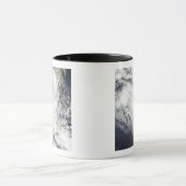 Der tropische Cyclone Fami liegt über Madagaskar Tasse (Zentrum)