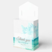 Der tropische Strand mit seinen Palmen und der Hoc Geschenkschachtel (Geöffnet)