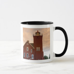 Der Two Harbors Leuchtturm mit Blick auf die Agate Tasse
