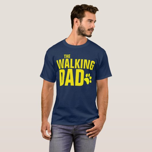 Der Vater des Wanderhundes T-Shirt (Vorne ganz)