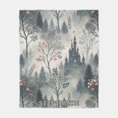 Der verzauberte Misty Forest mit dunklem Schloss - Fleecedecke (Vorderseite)