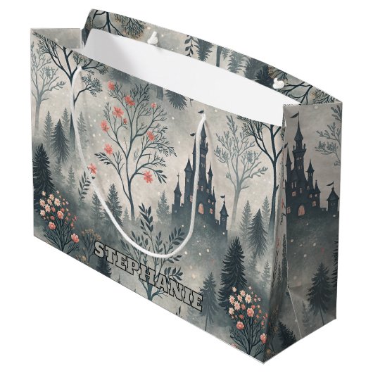 Der verzauberte Misty Forest mit dunklem Schloss - Große Geschenktüte (Rückseite Schrägansicht)