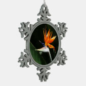 Der Vogel der tropischen Blume Orange Schneeflocken Zinn-Ornament (Links)