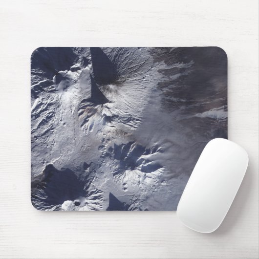 Der Vulkan Bezymianny zeigt ein bescheidenes Volum Mousepad (Mit Mouse)