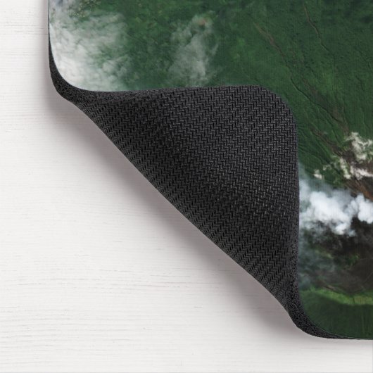Der Vulkan Ulawun New Britain Summit Mousepad (Ecke)