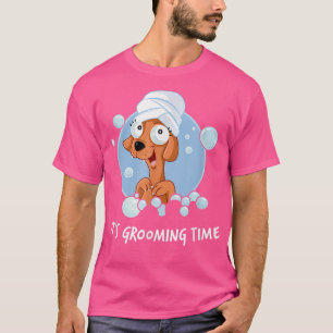 Der wachsende TimeGroomer Funny Dog in der Duschka T-Shirt