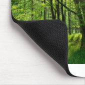 Der Wald im Frühling Mousepad (Ecke)