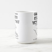 Der Wandel beginnt mit einem lustigen Mug Kaffeetasse (Mittel)
