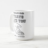 Der Wandel beginnt mit einem lustigen Mug Kaffeetasse (Vorderseite Links)