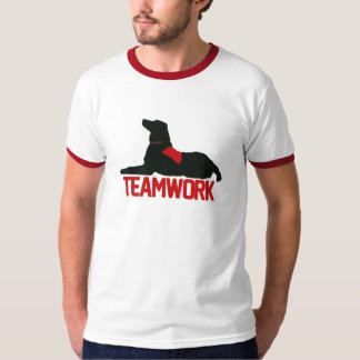 Der Wecker (der Therapie-) Teamwork-roten Männer T-Shirt