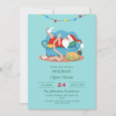 Der Weihnachtsmann auf dem Sofa im Schlafanzug Einladung (Vorderseite)