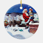Der Weihnachtsmann geht mit Büchern den Schornstei Keramik Ornament (Hinten)