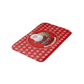 Der Weihnachtsmann mit einem Sack voller Geschenke Badematte (Schrägansicht)