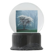 Der Weiße Magnolienbaum ein Gedicht von mir Schneekugel (Rückseite)