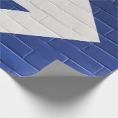Der weiße Pfeil an der Backsteinwand Geschenkpapier (Ecke)