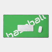 Der weiße Text des SOFTBALL-Fuchs auf hellgrün Schreibtischunterlage (Tastatur & Maus)