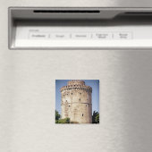 Der weiße Turm, der während der Magnet (In Situ (Geschirrspüler))