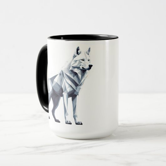 Der weiße Wolf: Eleganz in Geometrie Tasse (Vorderseite Links)