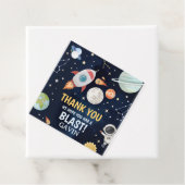 Der Weltraum des Astronauten bricht vom Platz ab Geschenkanhänger (Beispiel)