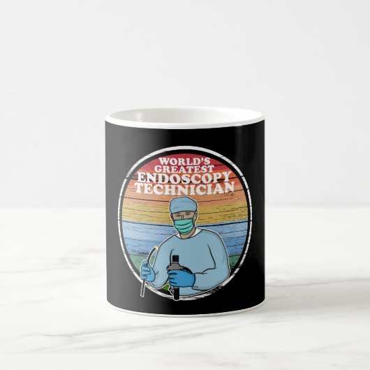 Der weltweit größte Endoskopie-Techniker Retro T-S Kaffeetasse (Mittel)
