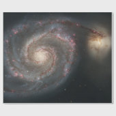 Der Whirlpool Galaxy M51 & Companion im Weltraum Geschenkpapier (Flach)