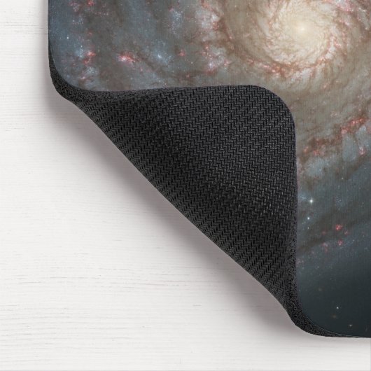 Der Whirlpool Galaxy M51 & Companion im Weltraum Mousepad (Ecke)