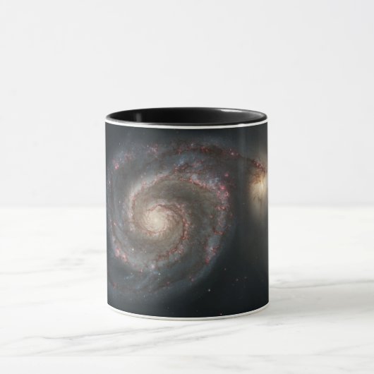 Der Whirlpool Galaxy M51 & Companion im Weltraum Tasse (Zentrum)