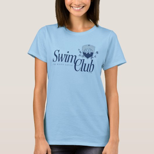 Der White Lotus Swim Club T-Shirt (Vorderseite)