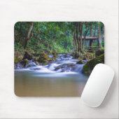 Der wunderschöne Fluss im Wald Mousepad (Mit Mouse)