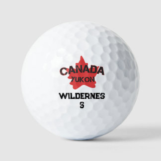 Der Yukon Kanadier einen Spaß Golfball