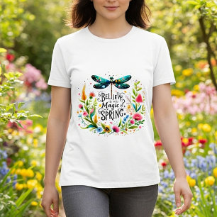 Der Zauber des Frühlings floral T-Shirt