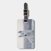 Der zauberhafte Weiße Husky-Hund im Schnee Gepäckanhänger (Vorderseite vertikal)