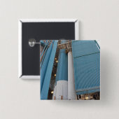 Der zweite Feststoffraketenmotor wird in den Plane Button (Vorne & Hinten)