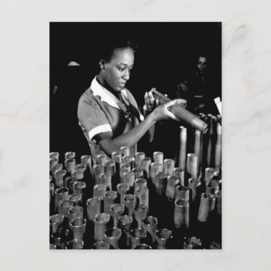 Der Zweite Weltkrieg Frauen auf der Postkarte für  (Vorderseite)