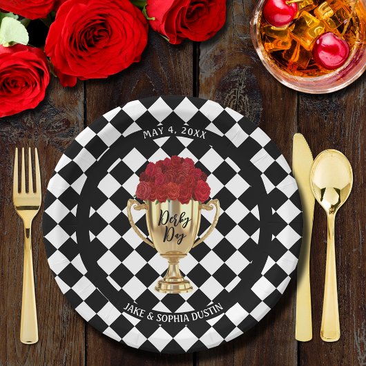 Derby Day Trophy und Rose Pappteller