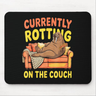 Derzeit auf dem Sofa verrottend lustiger Walross-M Mousepad