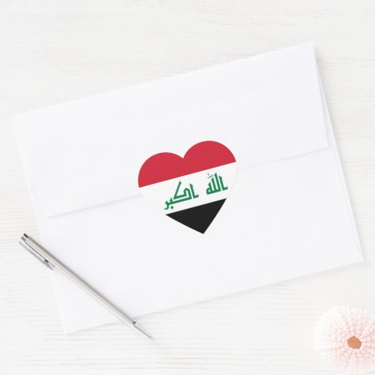 Derzeitige Nationalflagge im Irak Herz-Aufkleber (Umschlag)