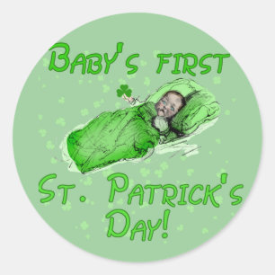 Des ersten St Patrick des Babys Tagest-shirts Runder Aufkleber