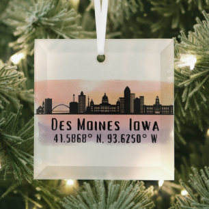 Des Moines IA City Skyline Latitude und Longitude Ornament Aus Glas
