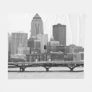 Des Moines in B&W Fleecedecke