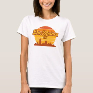 Des Moines Iowa Skyline Sunset   Retro City Pride T-Shirt