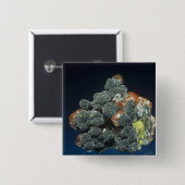 Descloizite auf Kalzit Button (Vorne & Hinten)